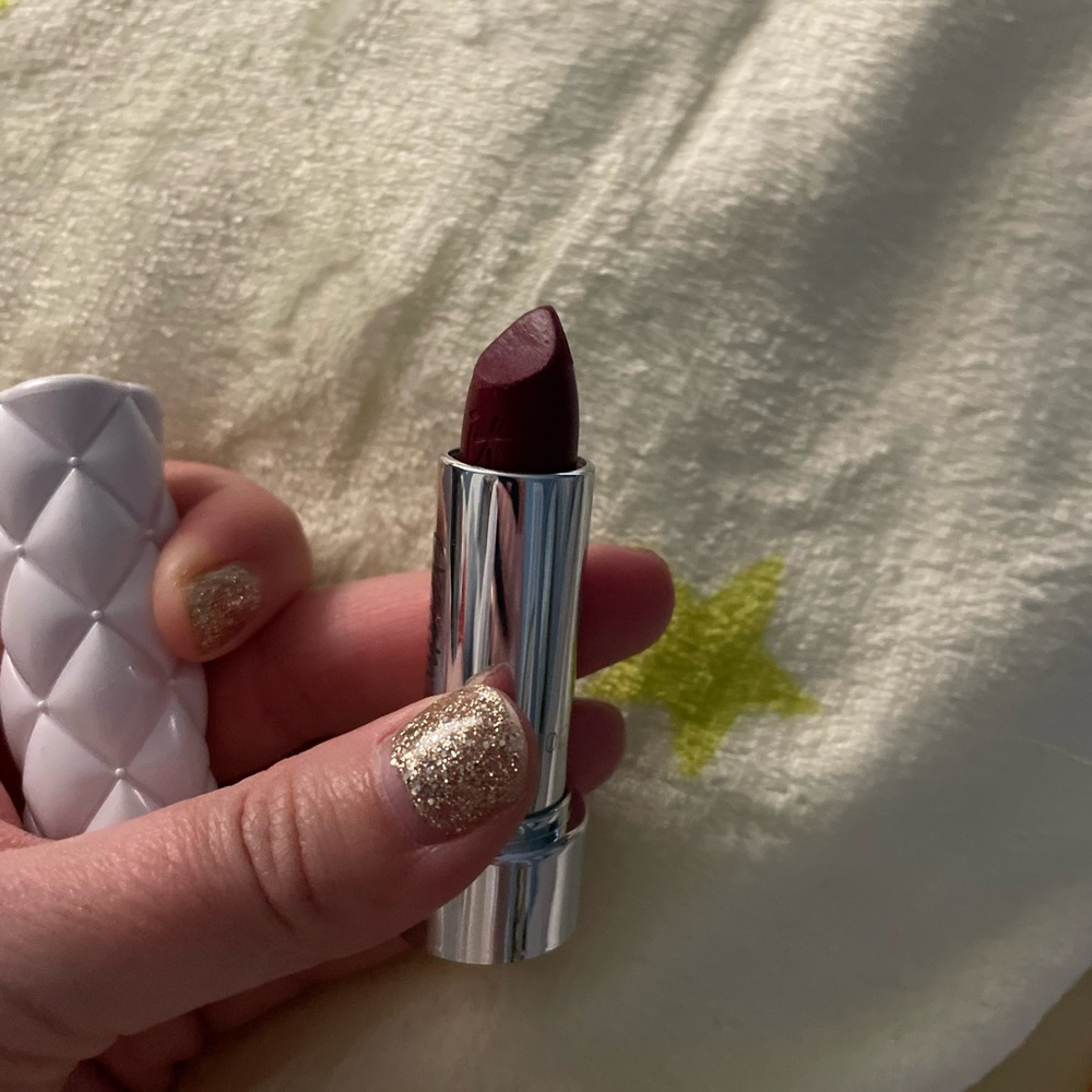 Once used It Cosmetics gaze cream burgundy lipstick